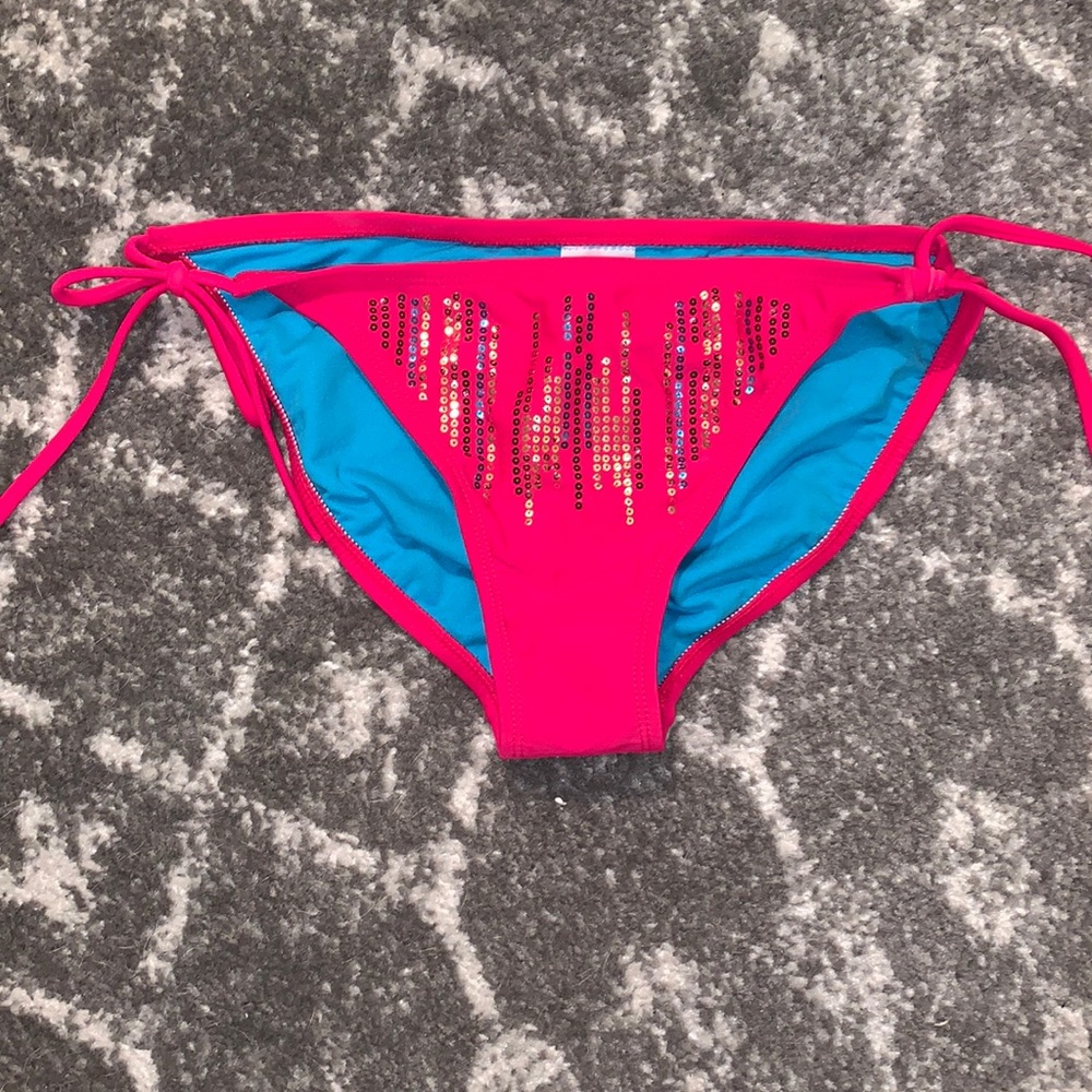 👙 Hot pink bikini bottoms with sequins 🔸